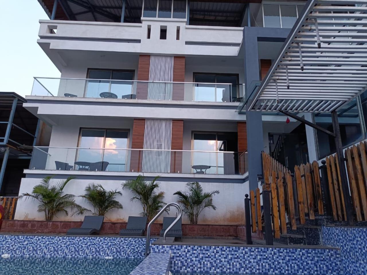 Arc Valley Resort Mahābaleshwar Esterno foto